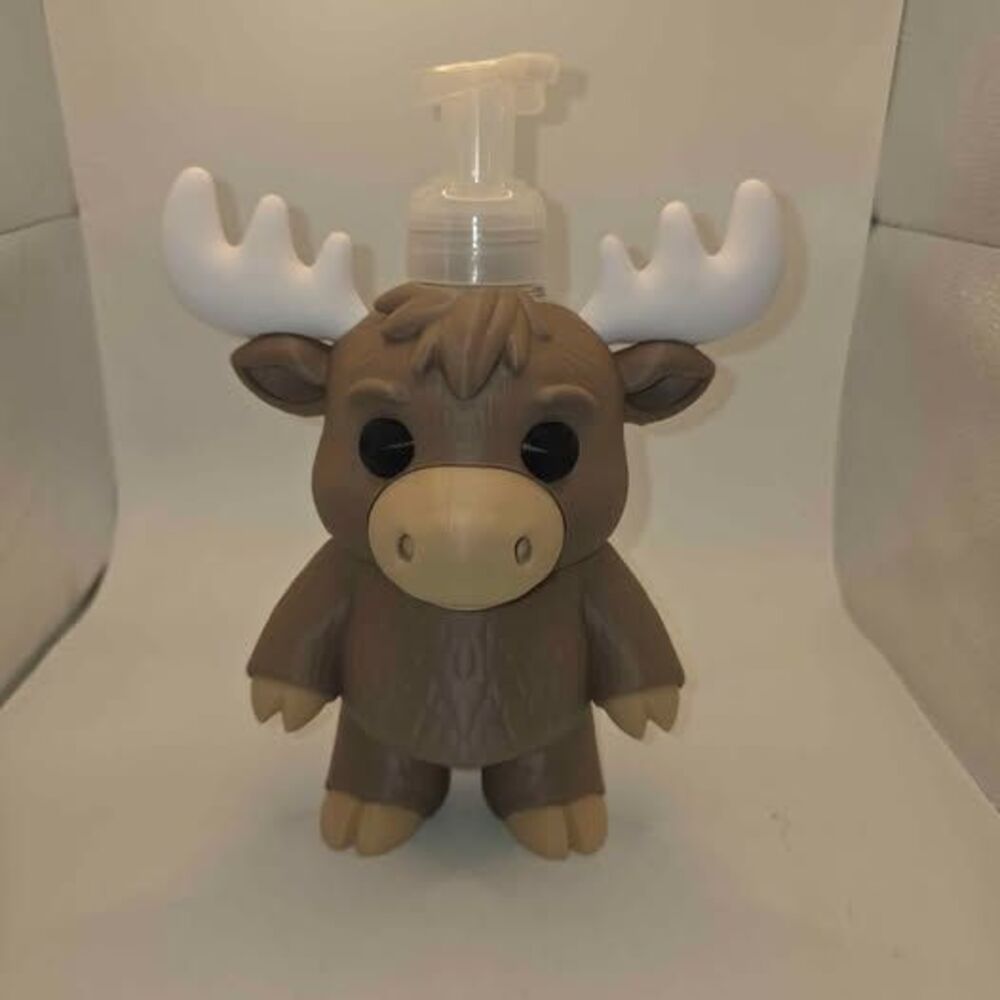 ​Cute Moose Soap Dispenser - Fun Bathroom or Kitchen Decor